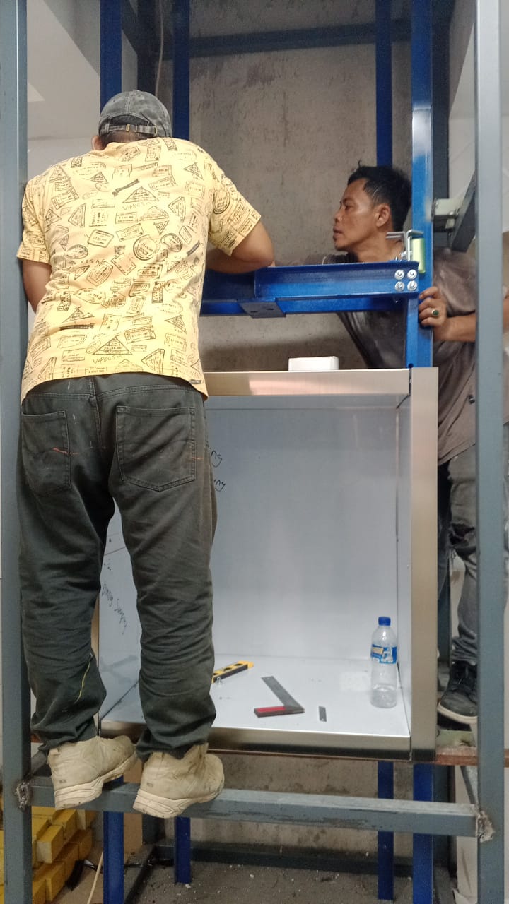 Lift Cargo 2