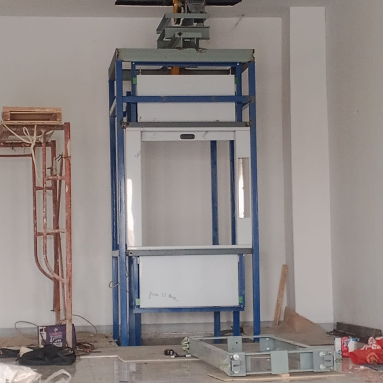 Lift Cargo 2