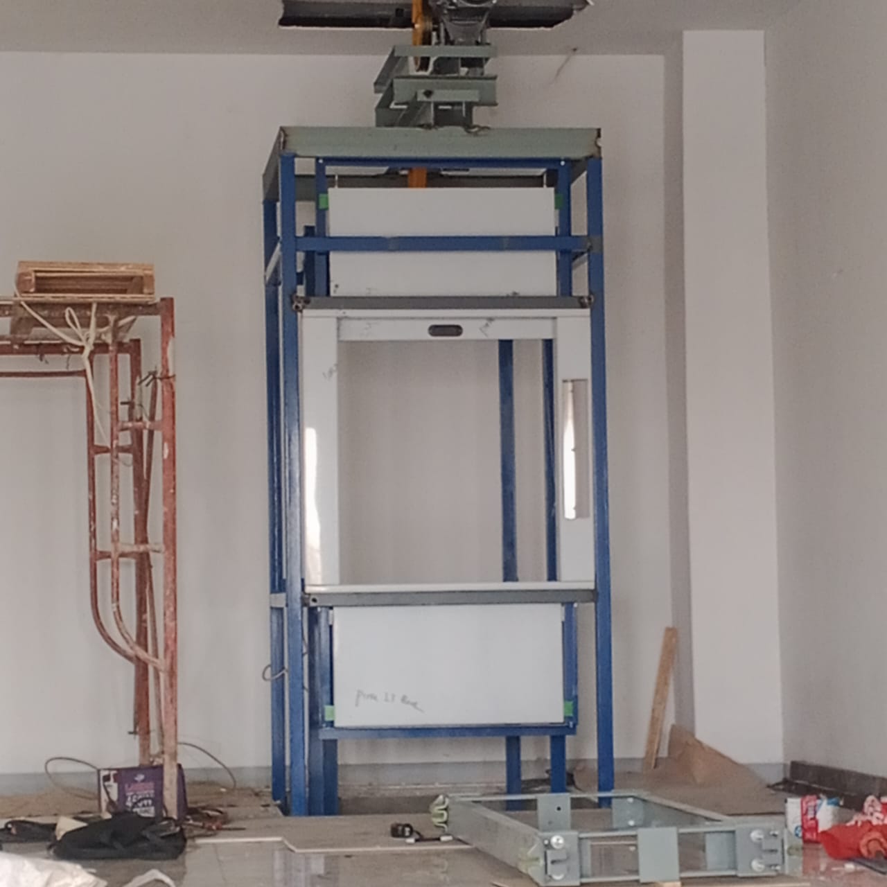 Lift Cargo 2