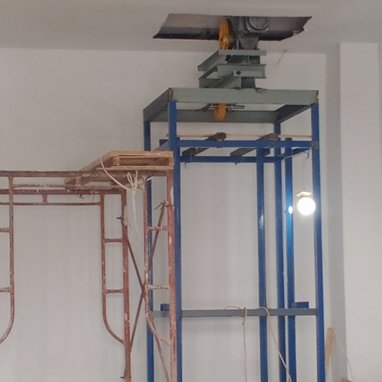 Lift Cargo 2