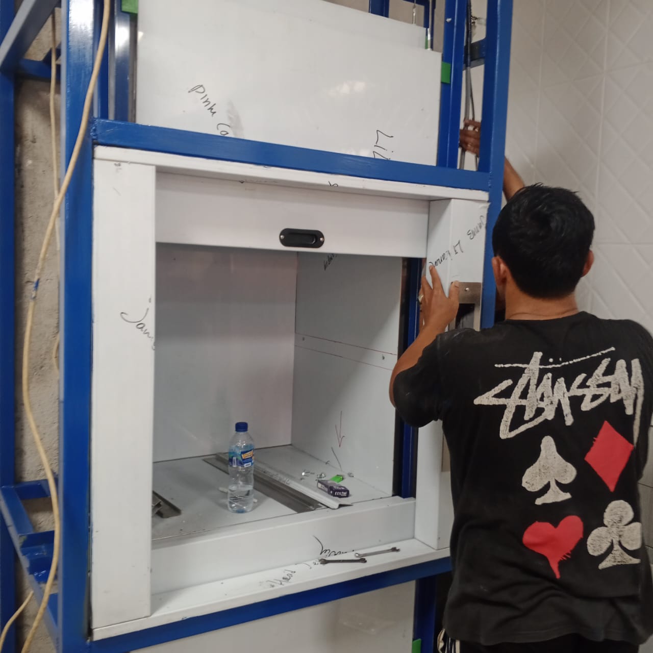 Lift Cargo 2